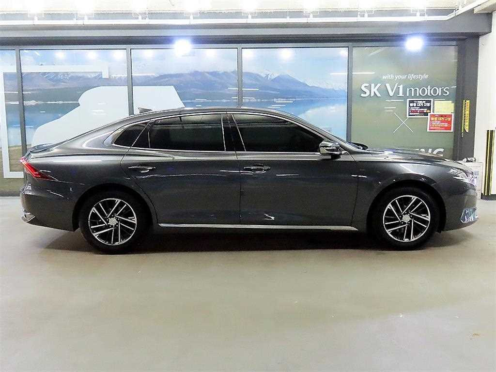 HYUNDAI Grandeur - Vista 3