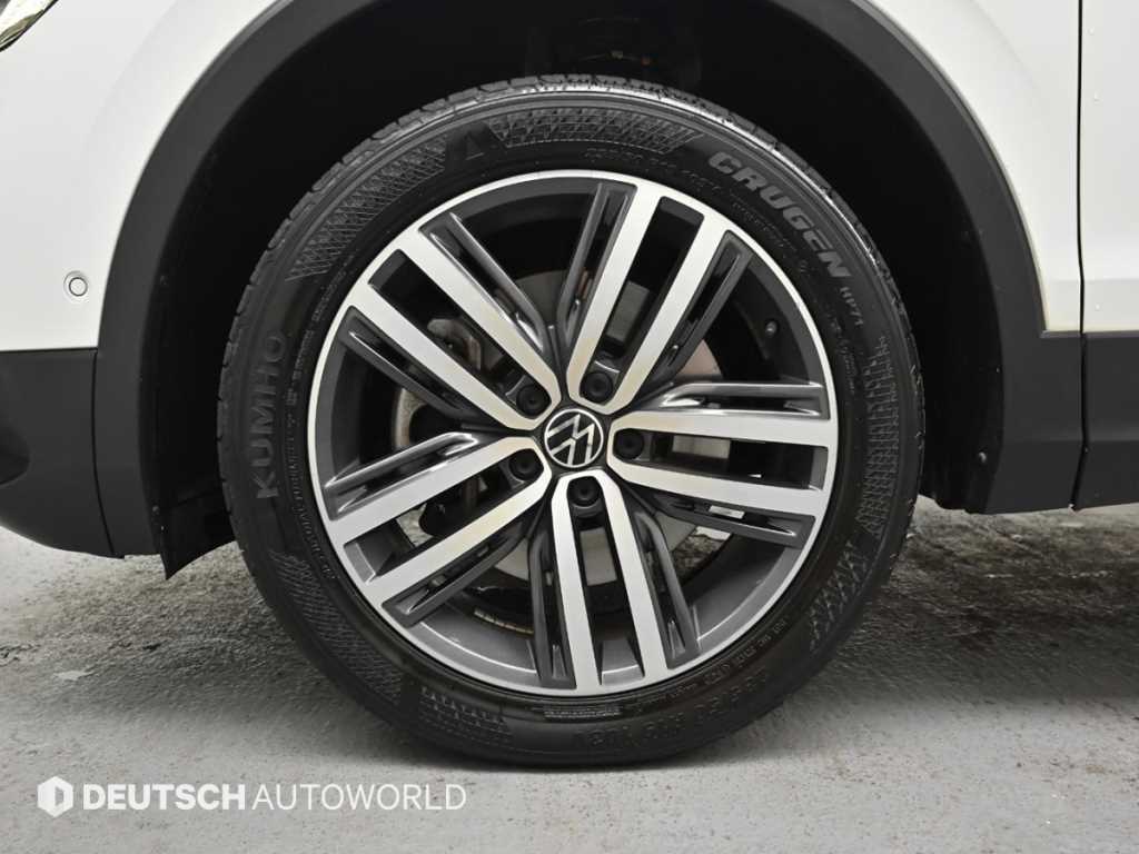 Volkswagen Tiguan - Vista 5