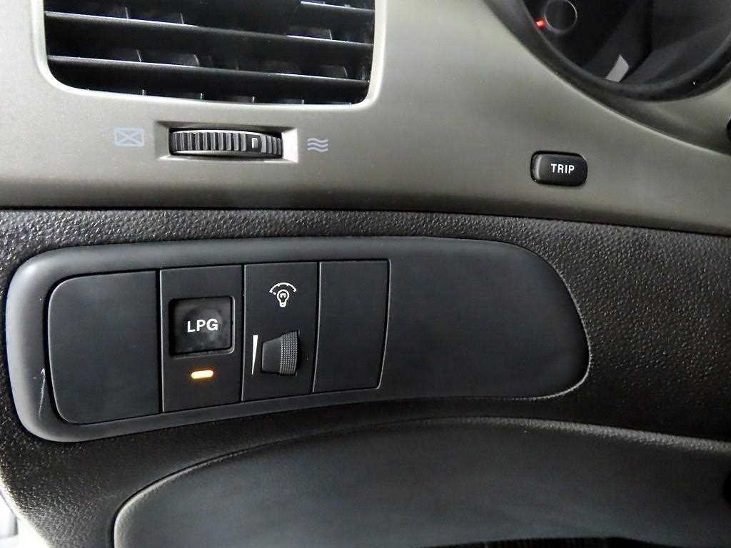 KIA Lotze - Vista 12