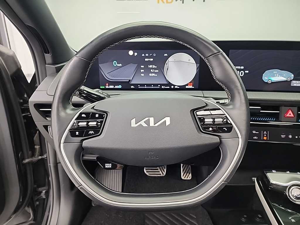 KIA EV6 - Vista 9