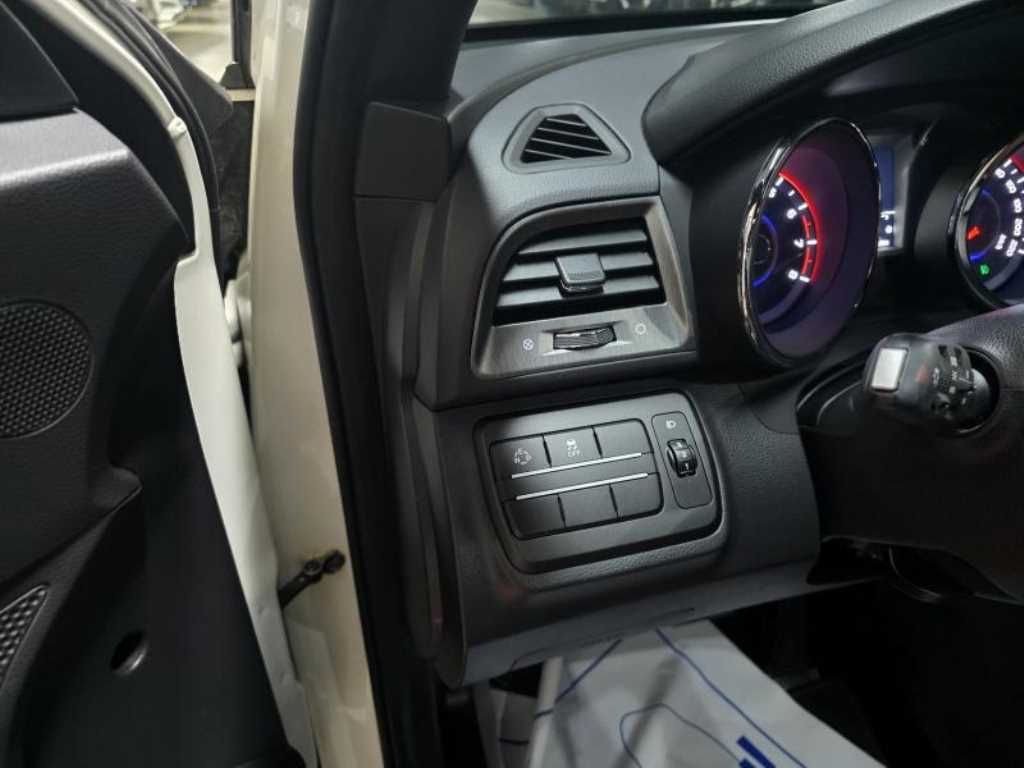 Ssangyong Tivoli 2018 - Importación desde Corea - HF Imports Iquique - Foto 14