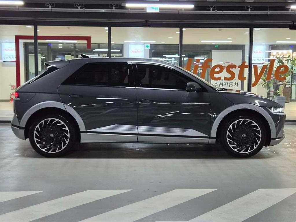 HYUNDAI Ioniq 5 - Vista 3