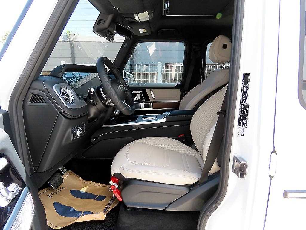 Mercedes Benz G Class (G Wagen) - Vista 5