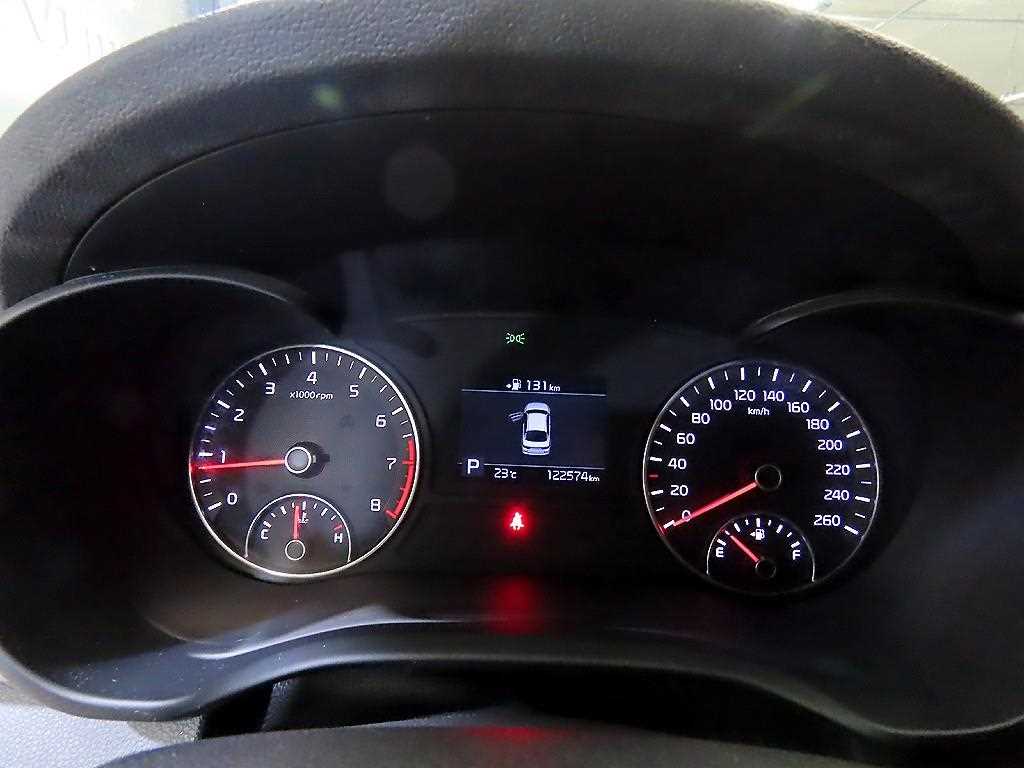 KIA K5 - Vista 9