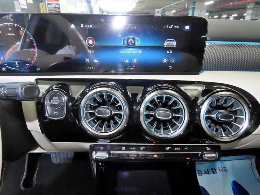 Mercedes Benz A Class - Vista 11