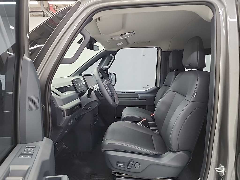 KIA PV5 - Vista 11
