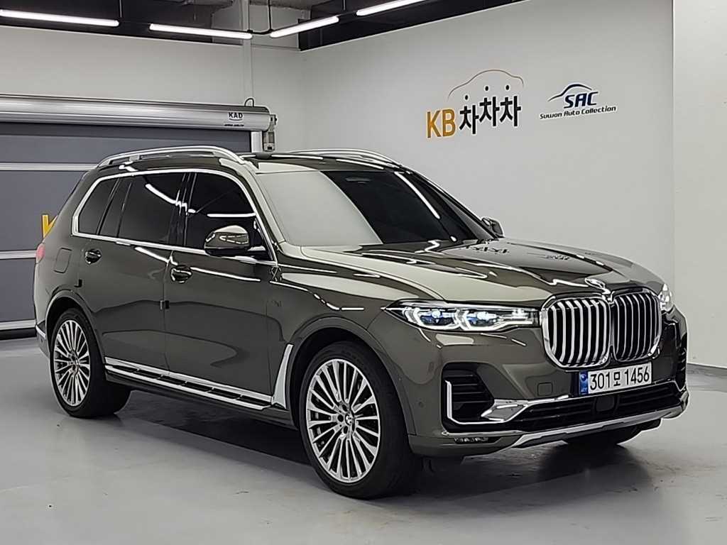 BMW X7 - Vista 3