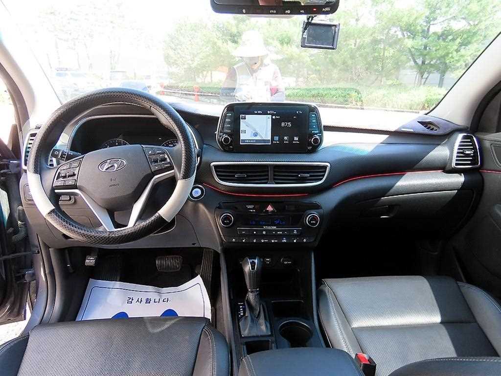 HYUNDAI Tucson - Vista 7
