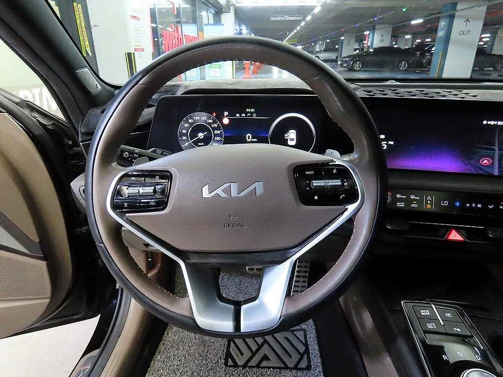 KIA K8 - Vista 8