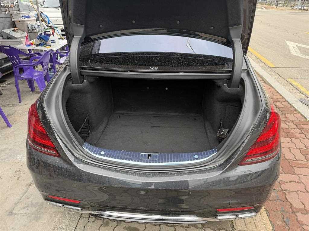 Mercedes Benz S Class 2020 Negro - Importación desde Corea - HF Imports Iquique - Foto 13