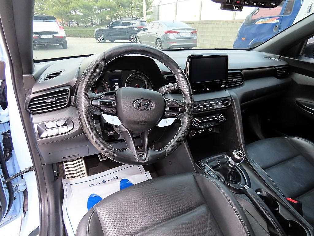 HYUNDAI Veloster - Vista 7