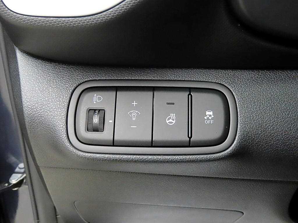HYUNDAI Venue - Vista 12
