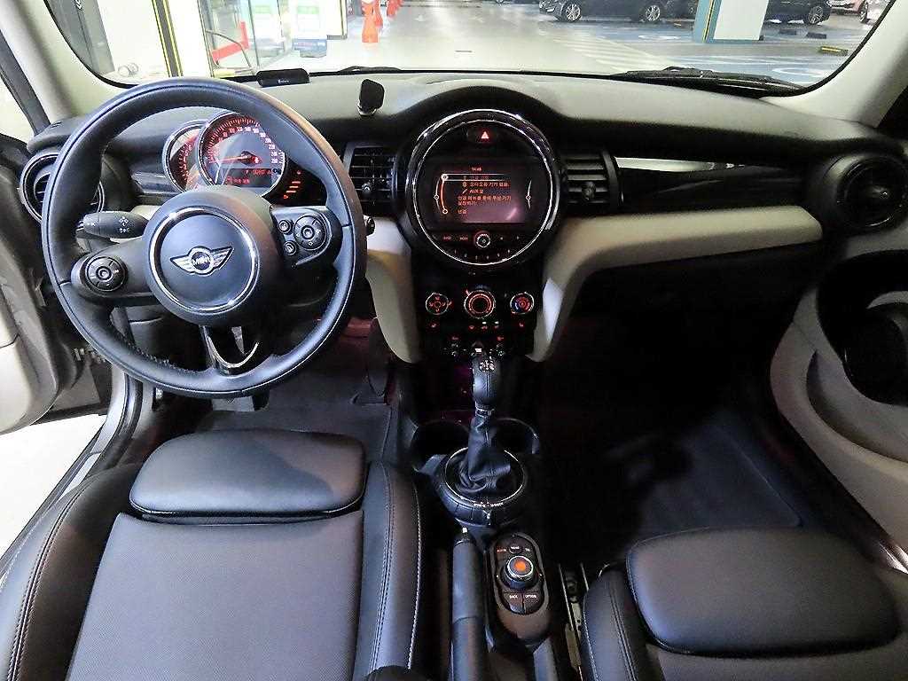 Mini Cooper - Vista 10