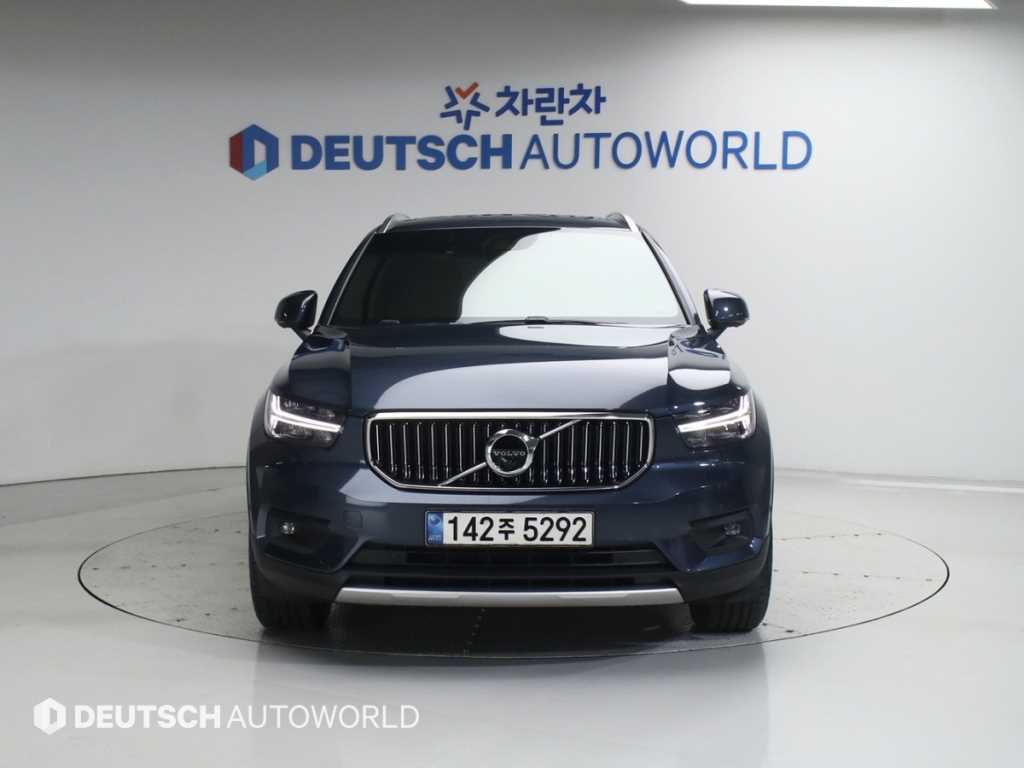 Volvo XC40 - Vista 3