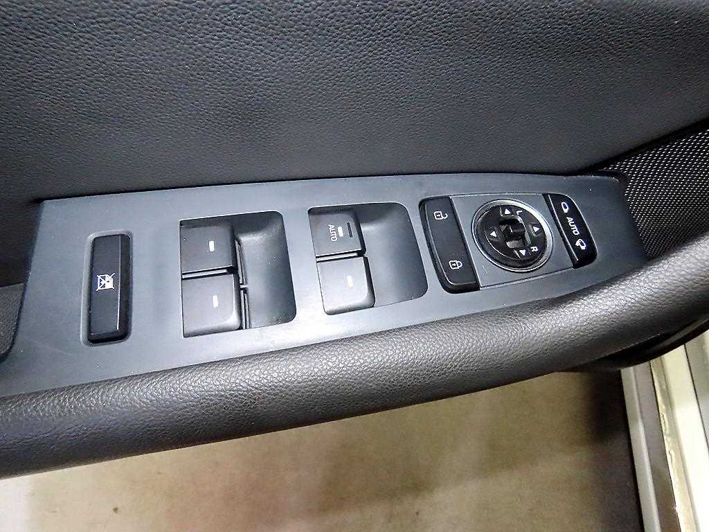 HYUNDAI Sonata 2016 Blanco - Importación desde Corea - HF Imports Iquique - Foto 13