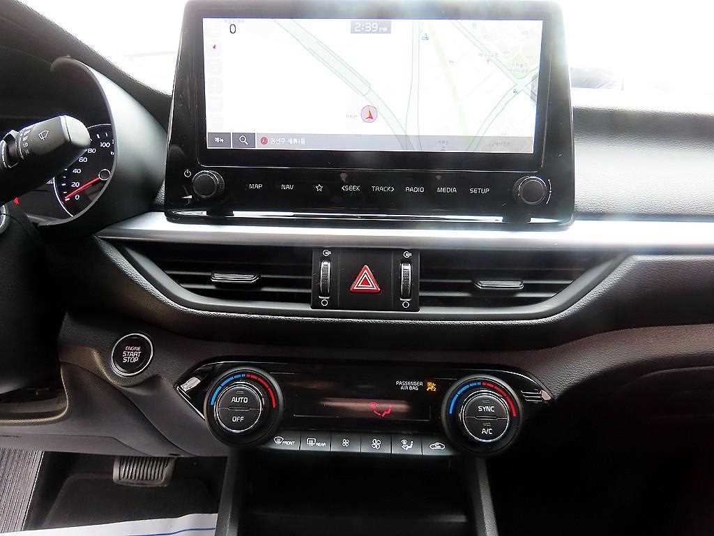 KIA K3 2022 Blanco - Importación desde Corea - HF Imports Iquique - Foto 13