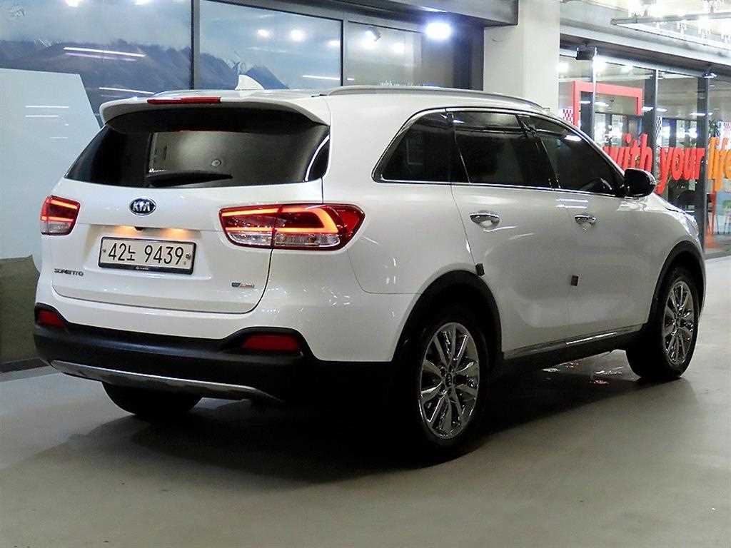 KIA Sorento - Vista 4