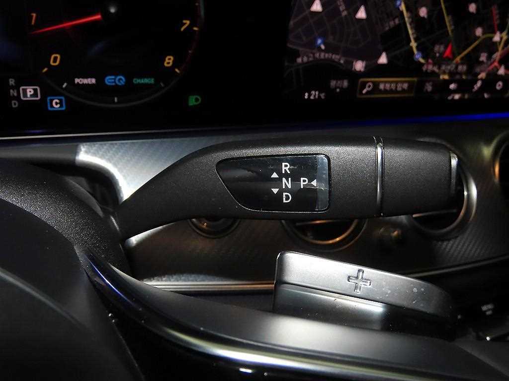 Mercedes Benz E class - Vista 12
