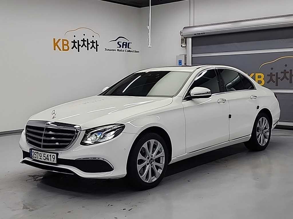 Mercedes Benz E class 2018 Blanco - Importación desde Corea - HF Imports Iquique - Foto 1