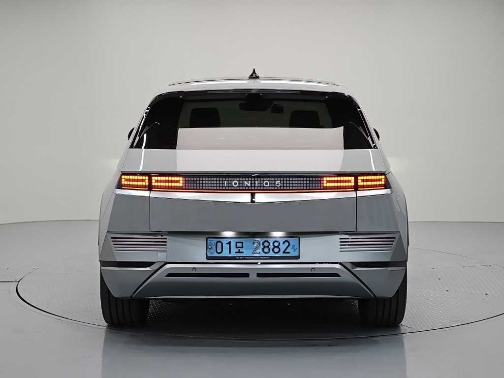 HYUNDAI Ioniq 5 - Vista 3