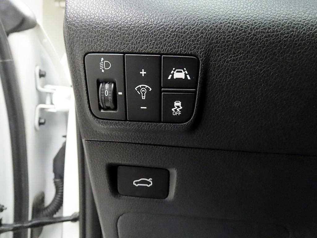 KIA K5 - Vista 12