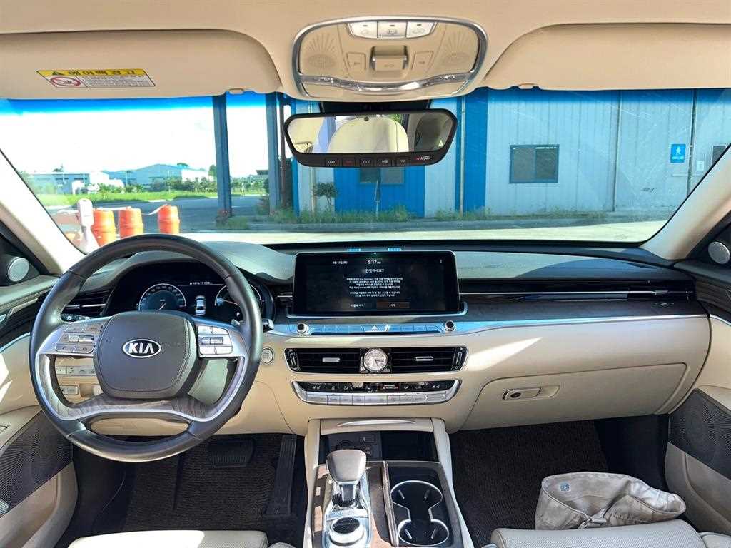 KIA K9 - Vista 10