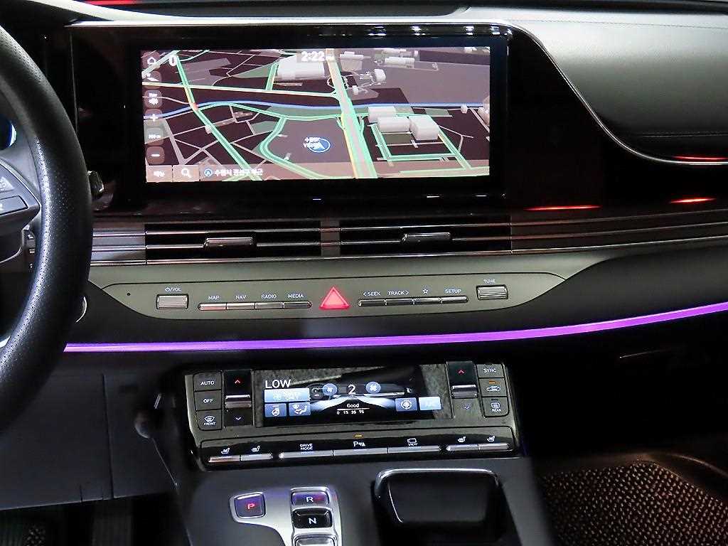 HYUNDAI Grandeur - Vista 11