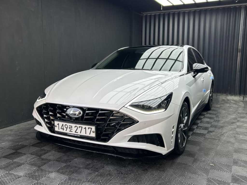 HYUNDAI Sonata - Vista 3