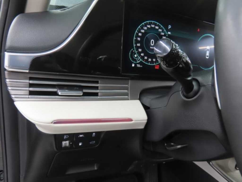 HYUNDAI Grandeur - Vista 6