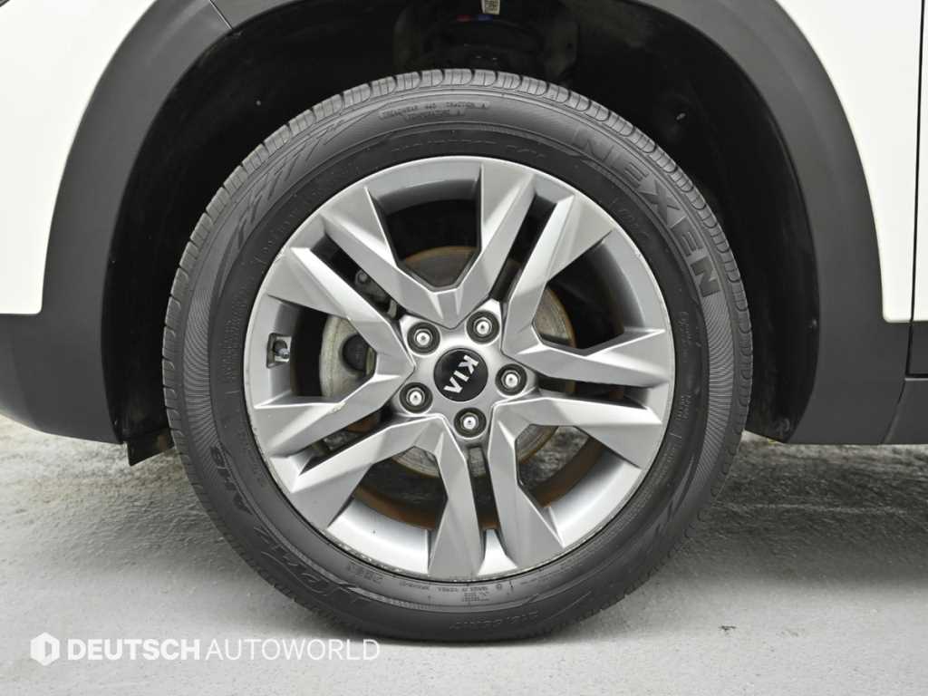 KIA Seltos - Vista 5