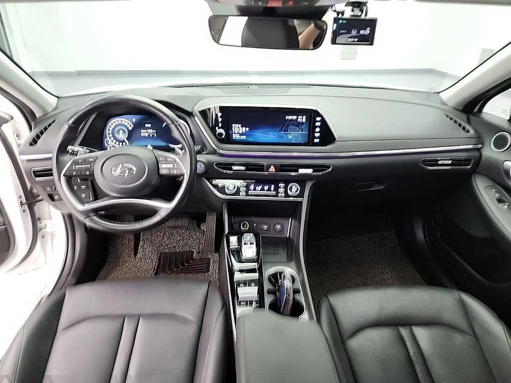 HYUNDAI Sonata - Vista 7
