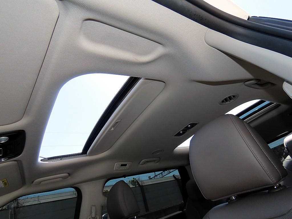 KIA Carnival 2025 Blanco - Importación desde Corea - HF Imports Iquique - Foto 15