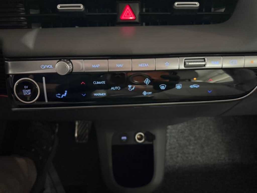 HYUNDAI Ioniq 5 - Vista 11