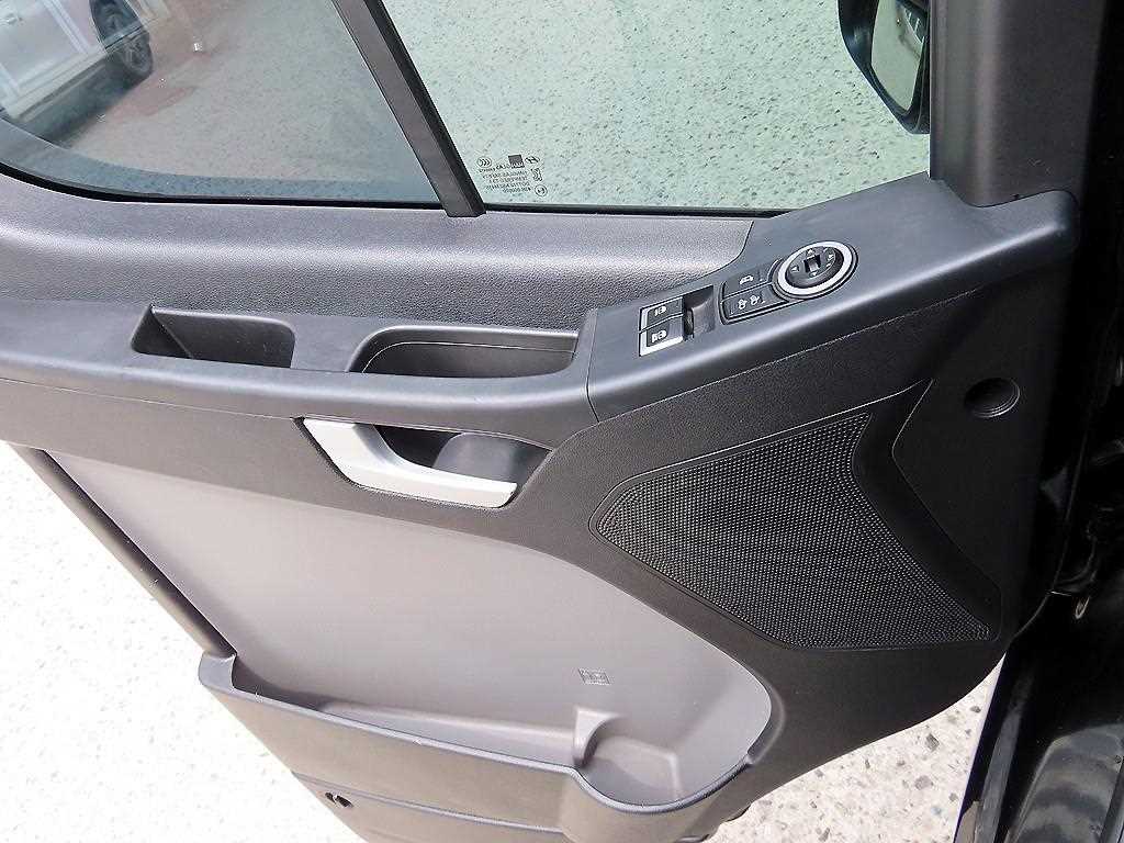 HYUNDAI Solati - Vista 11