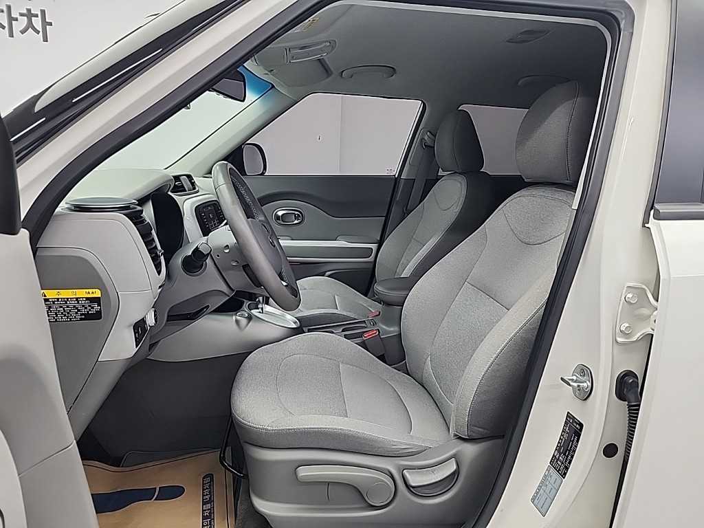KIA Soul - Vista 11