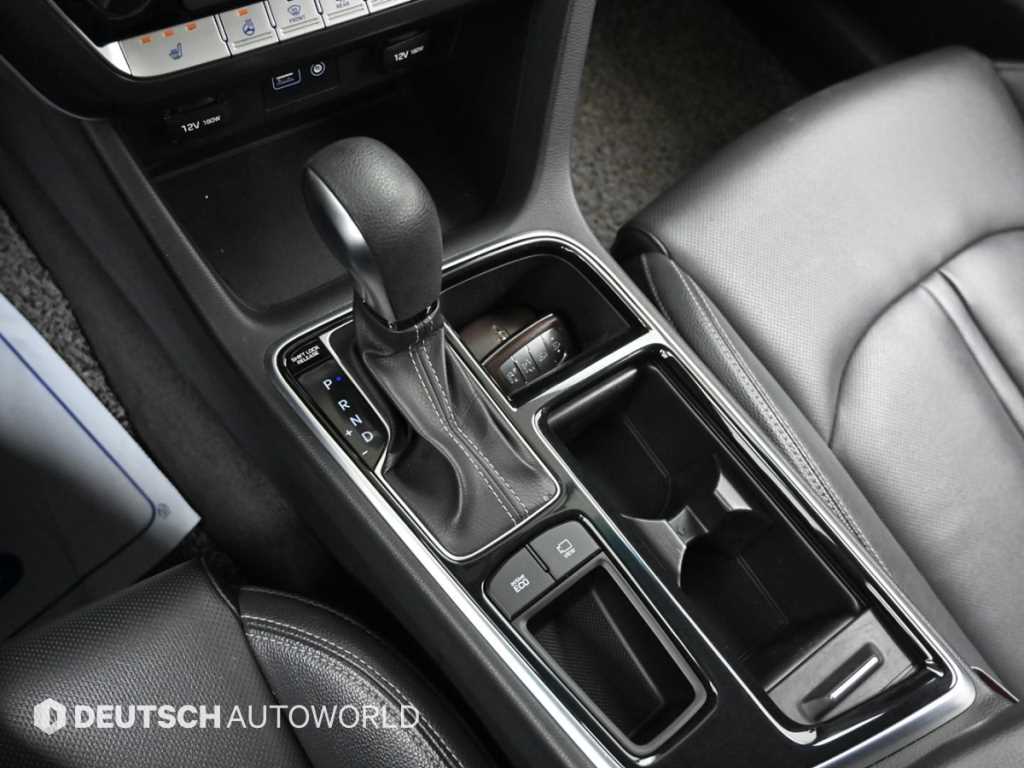 HYUNDAI Sonata - Vista 9