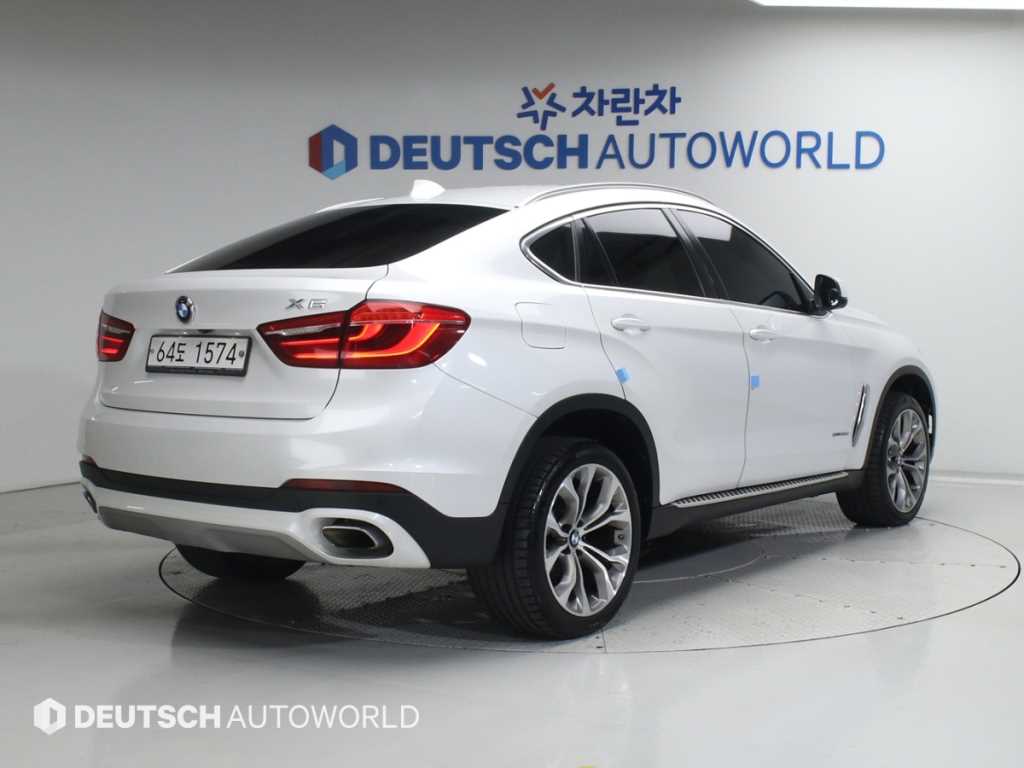 BMW X6 - Vista 2