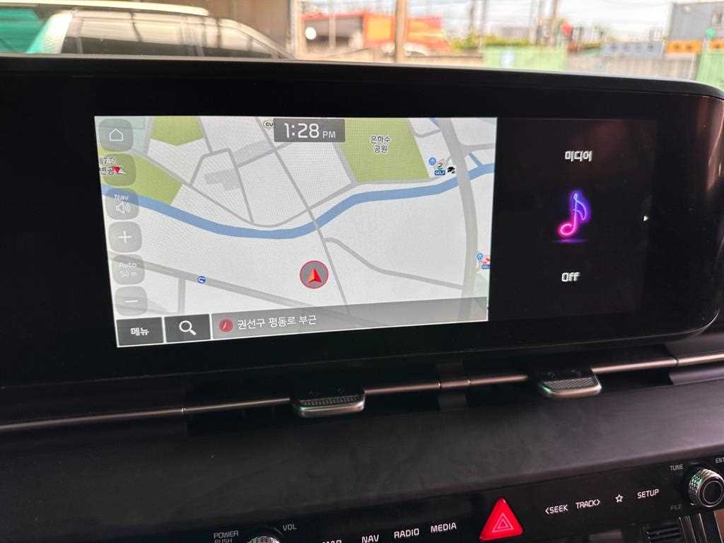 KIA Carnival - Vista 8