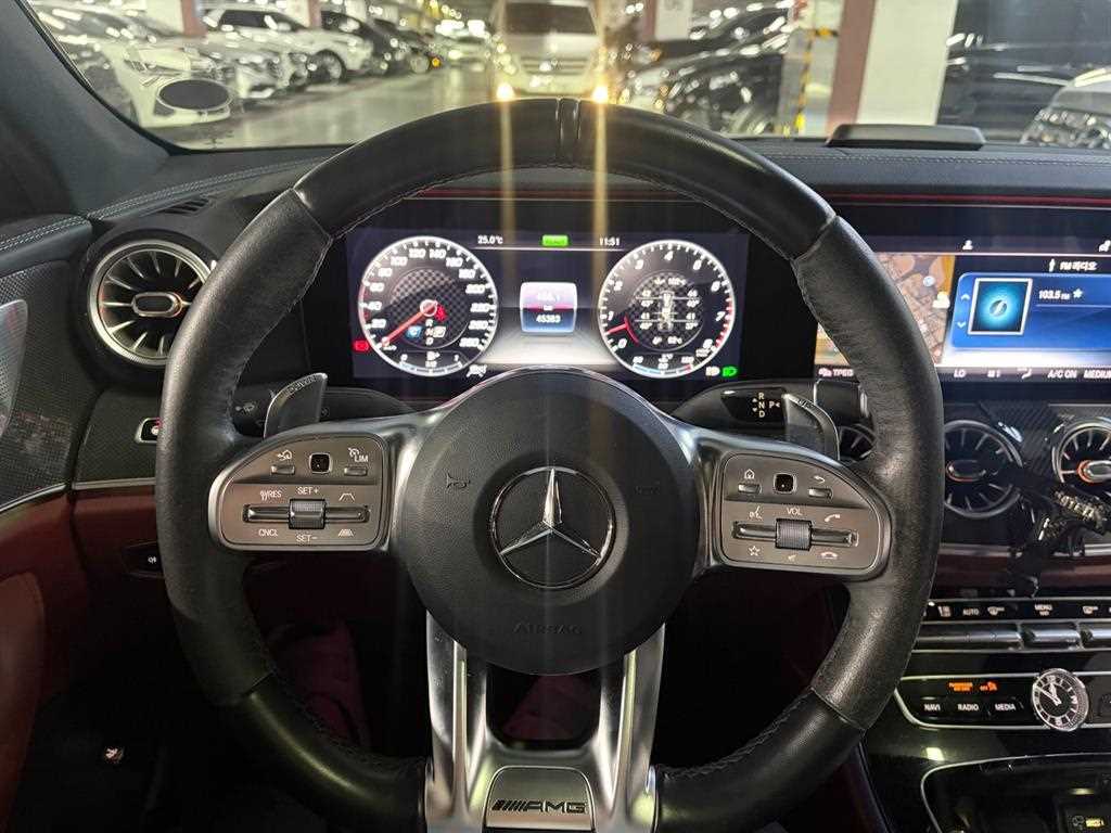Mercedes Benz CLS Class - Vista 9