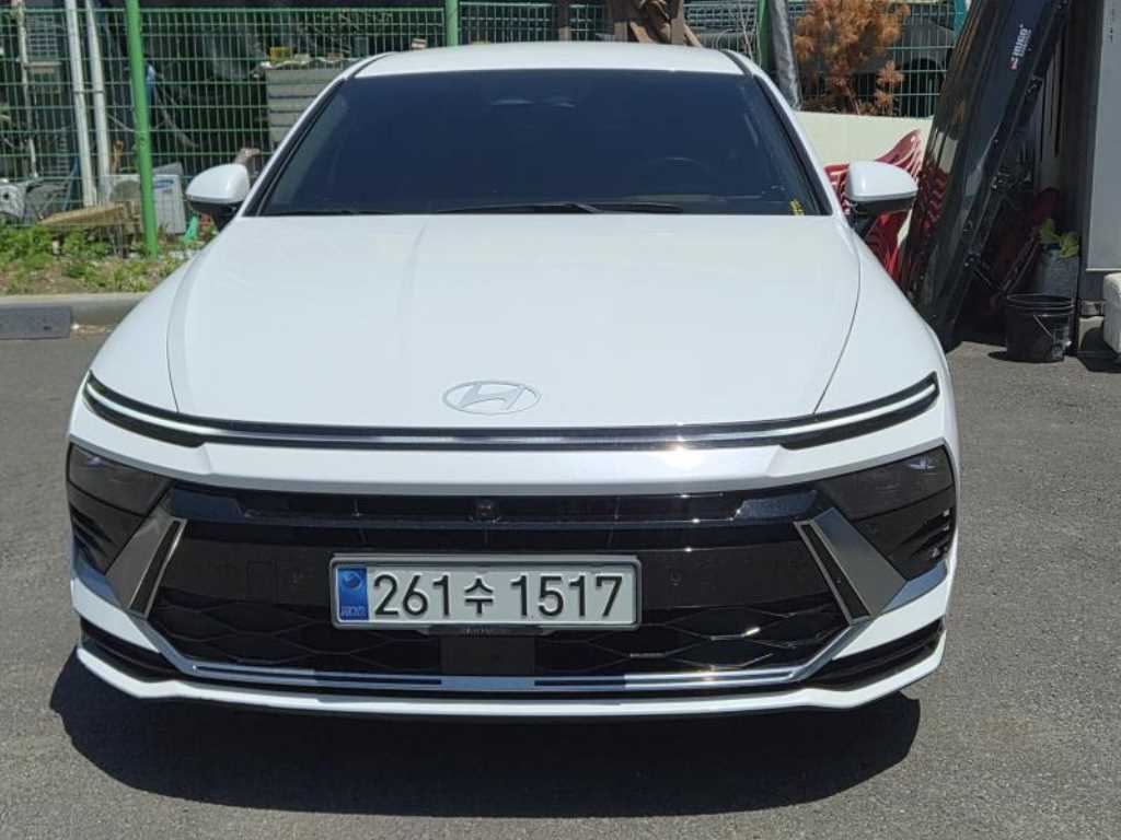 HYUNDAI Sonata - Vista 2