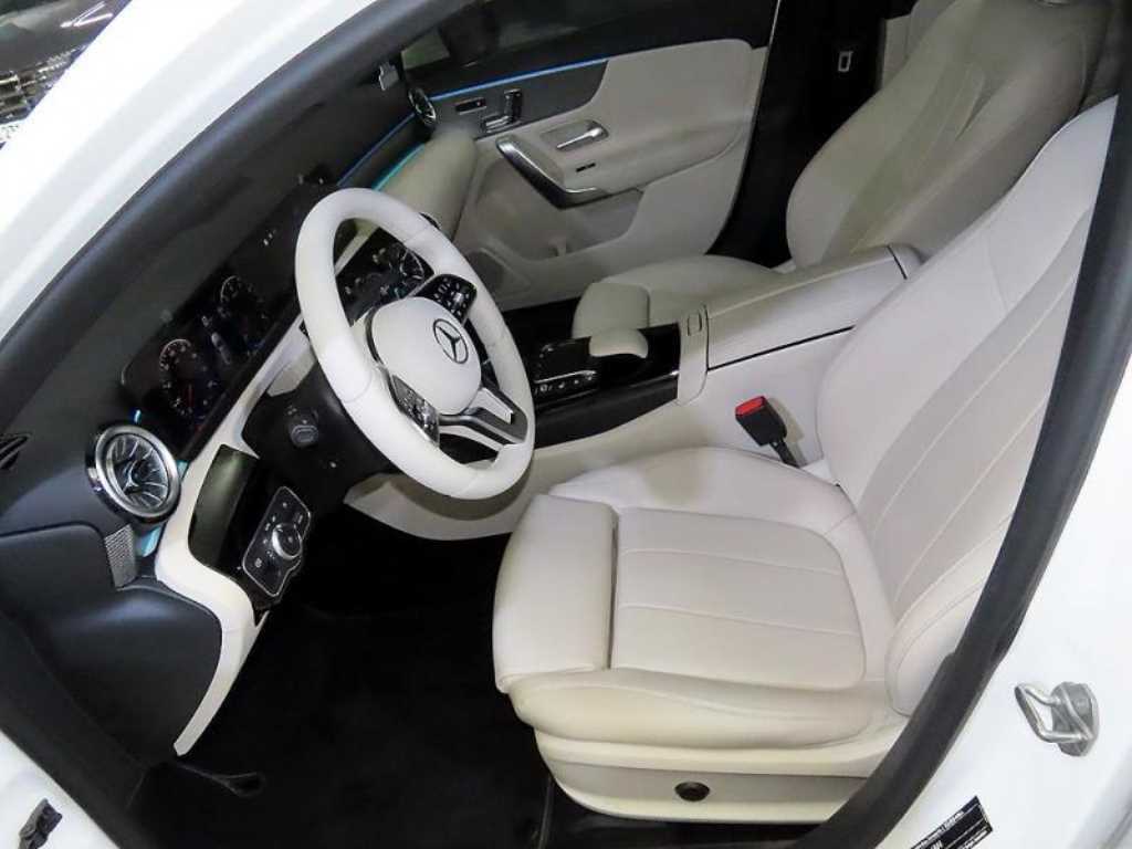 Mercedes Benz A Class - Vista 6