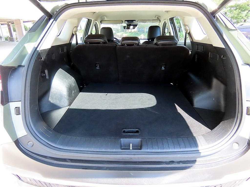 KIA Sportage 2023 Verde - Importación desde Corea - HF Imports Iquique - Foto 17