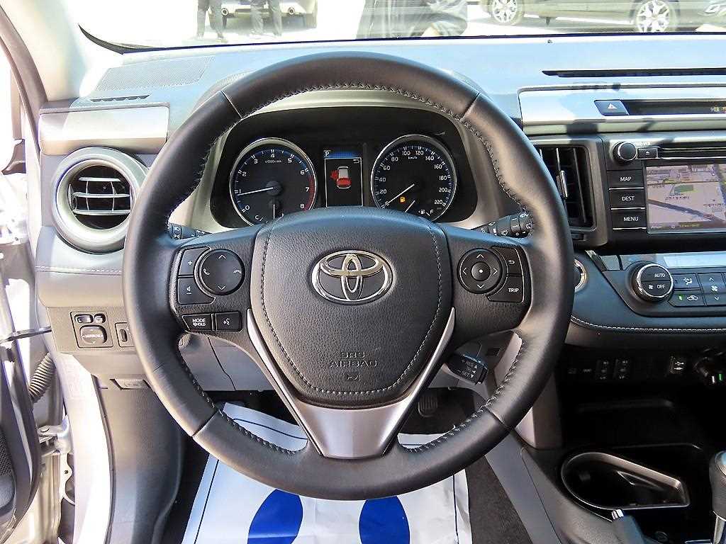Toyota RAV4 - Vista 8