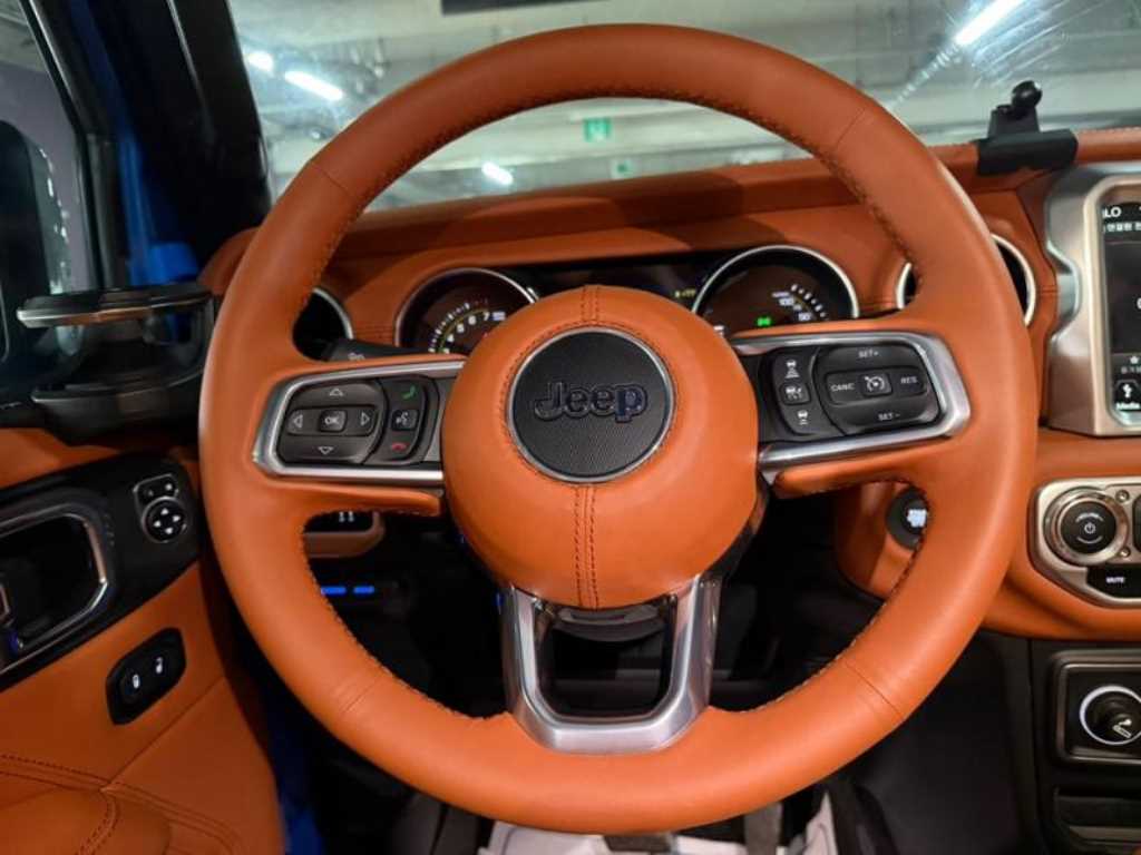 Jeep Wrangler - Vista 8