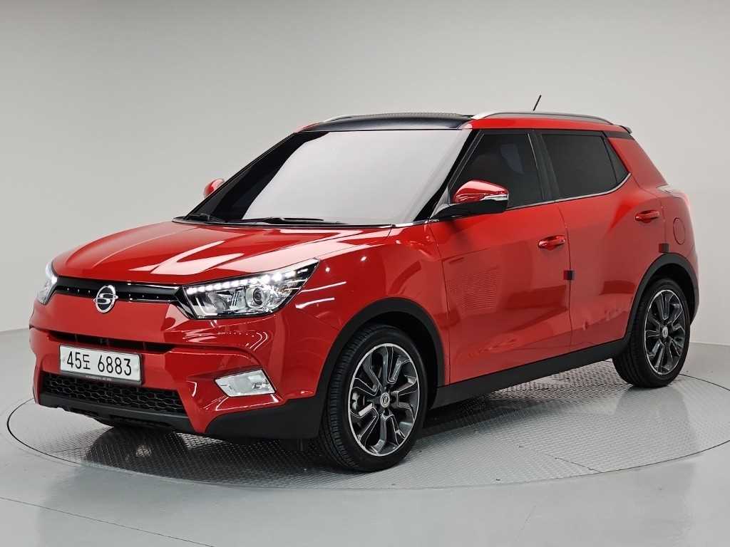 Ssangyong Tivoli 2015 Rojo - Importación desde Corea - HF Imports Iquique - Foto 1