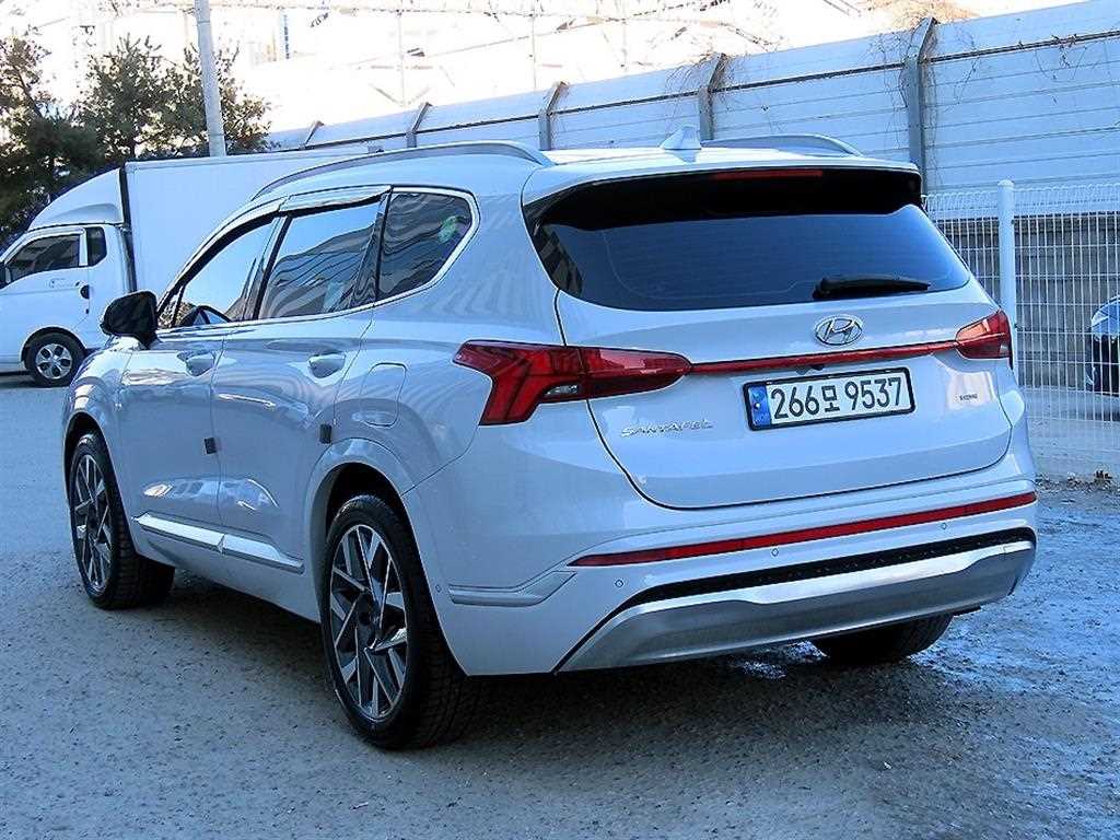 HYUNDAI Santa Fe - Vista 3