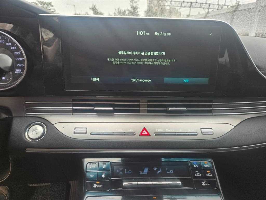 HYUNDAI Grandeur - Vista 12