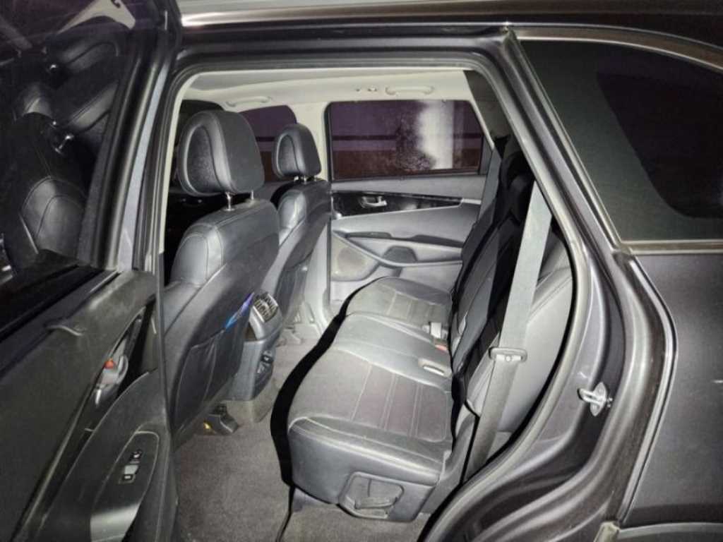 KIA Sorento 2015 Gris - Importación desde Corea - HF Imports Iquique - Foto 14