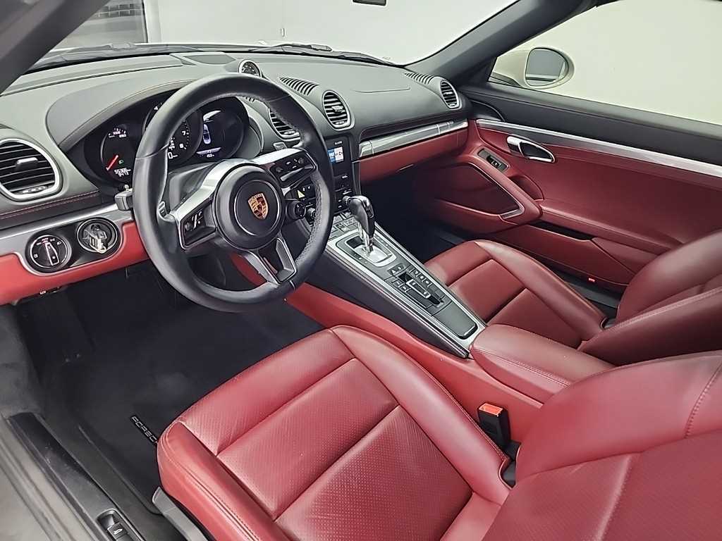 Porsche 718 - Vista 7