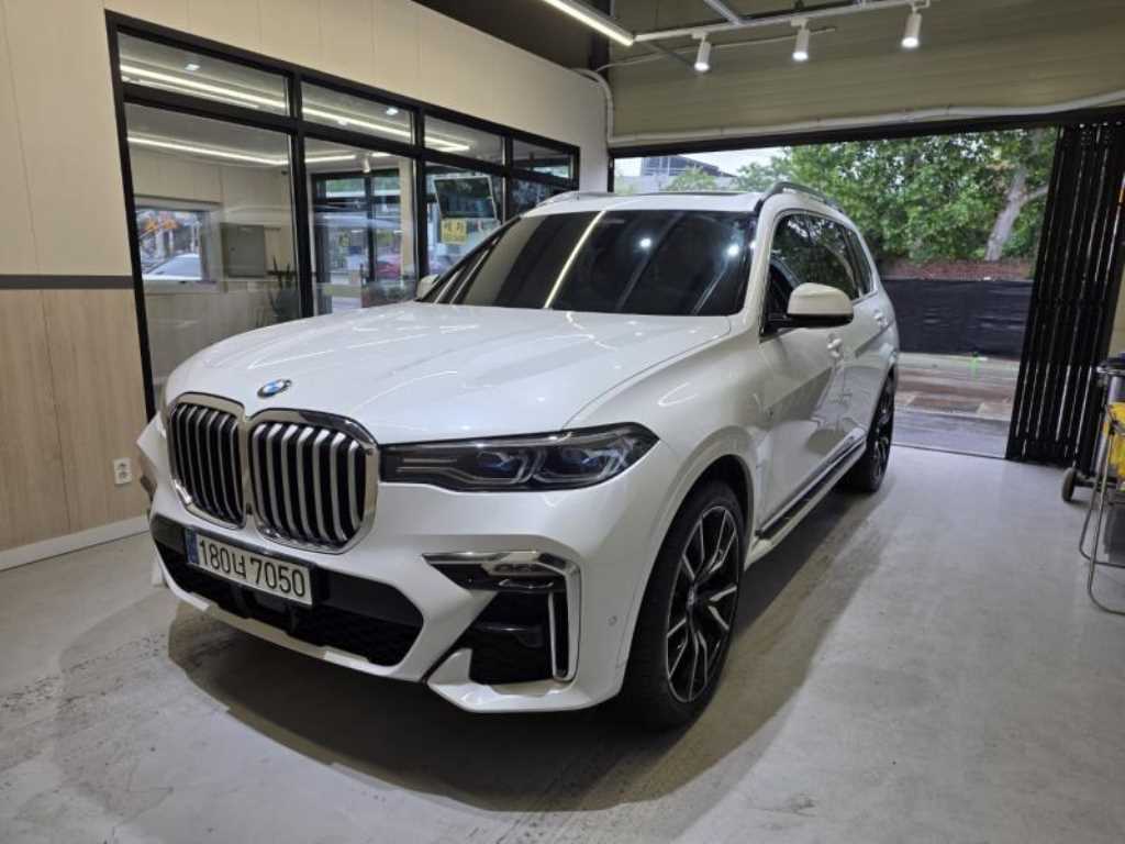 BMW X7 - Vista 2